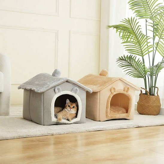 Niche pour Chat gris et beige chat allongé