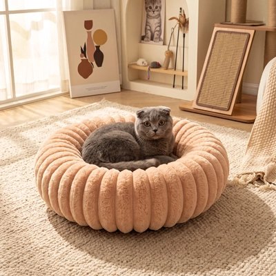 Coussin Chat allongé confortablement